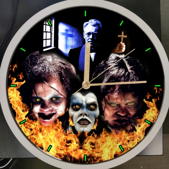 New Exorcist Halloween Movie led dance light clock - Picture 4 of 4